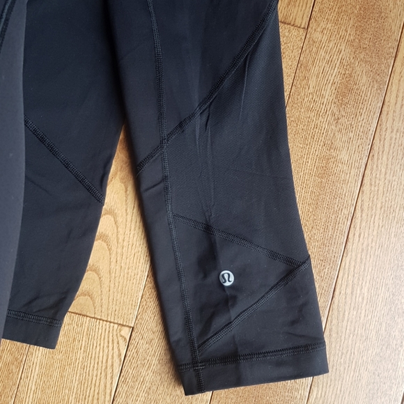 Lululemon tights - Picture 4 of 4